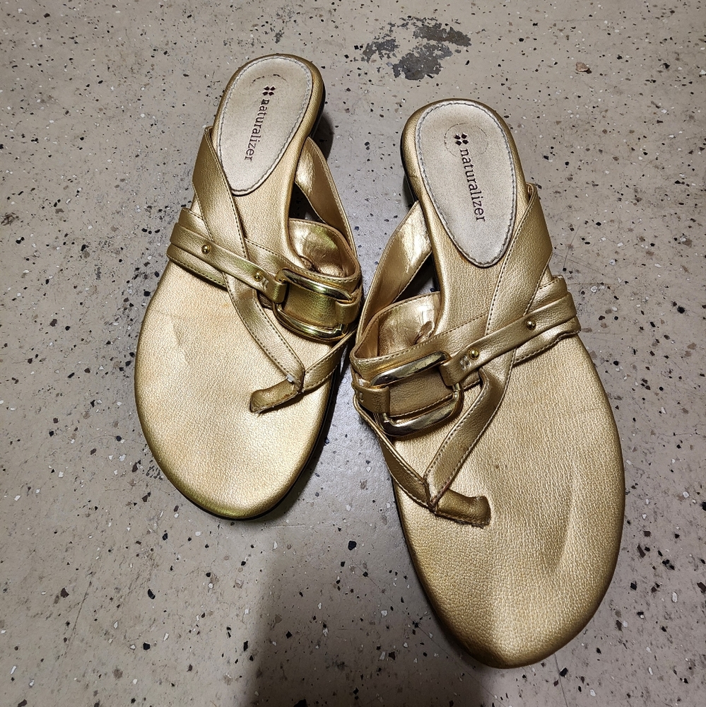 Naturalizer sandals